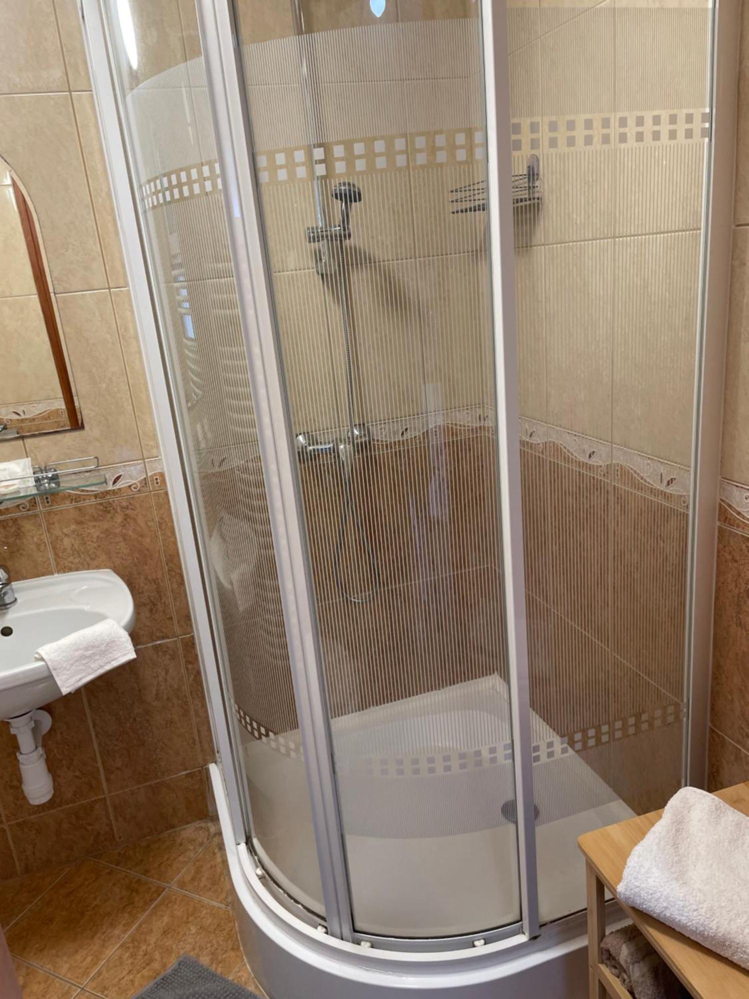 Rózsakert Apartmanház Hajdúszoboszló Exterior foto