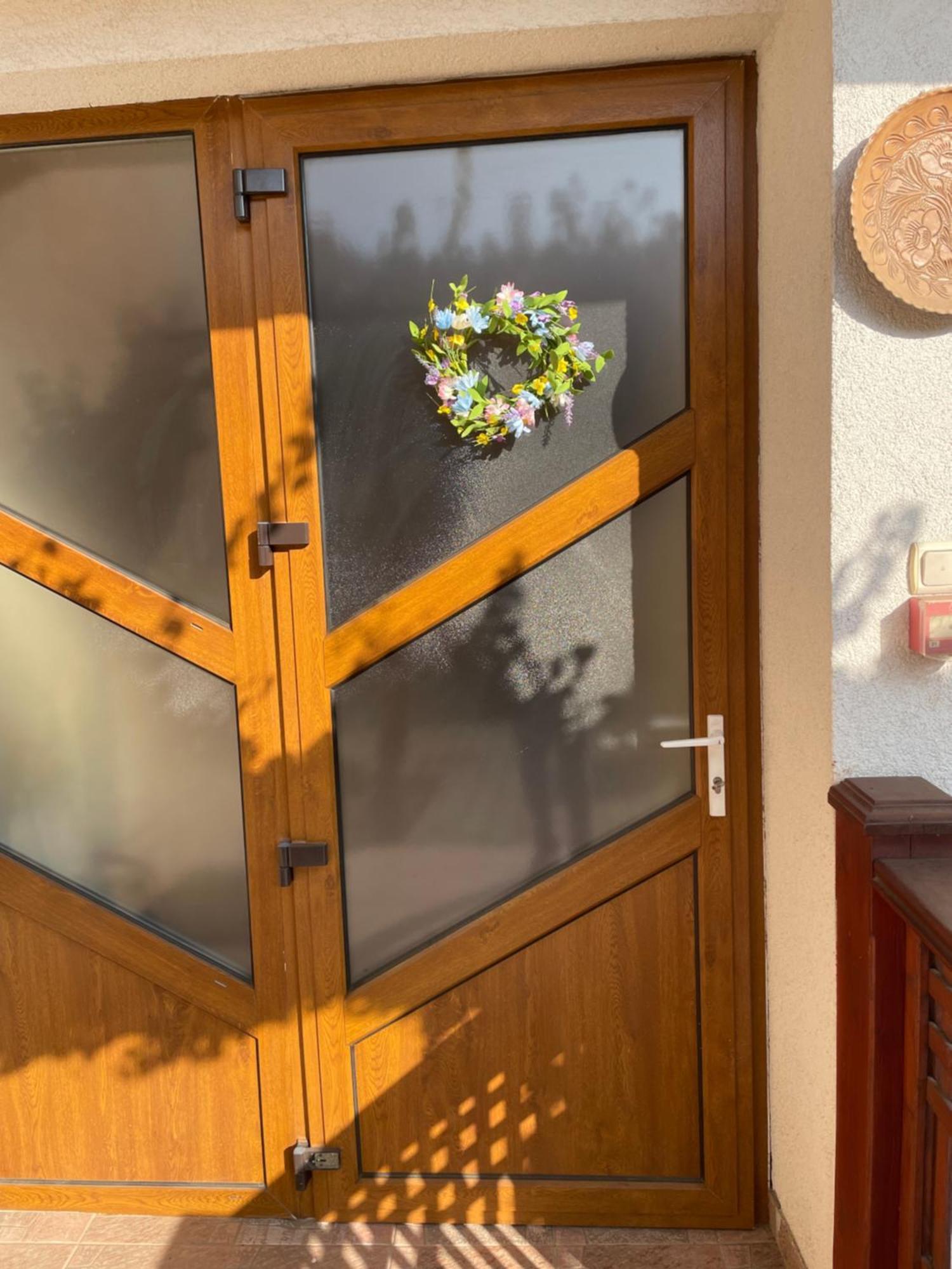 Rózsakert Apartmanház Hajdúszoboszló Exterior foto