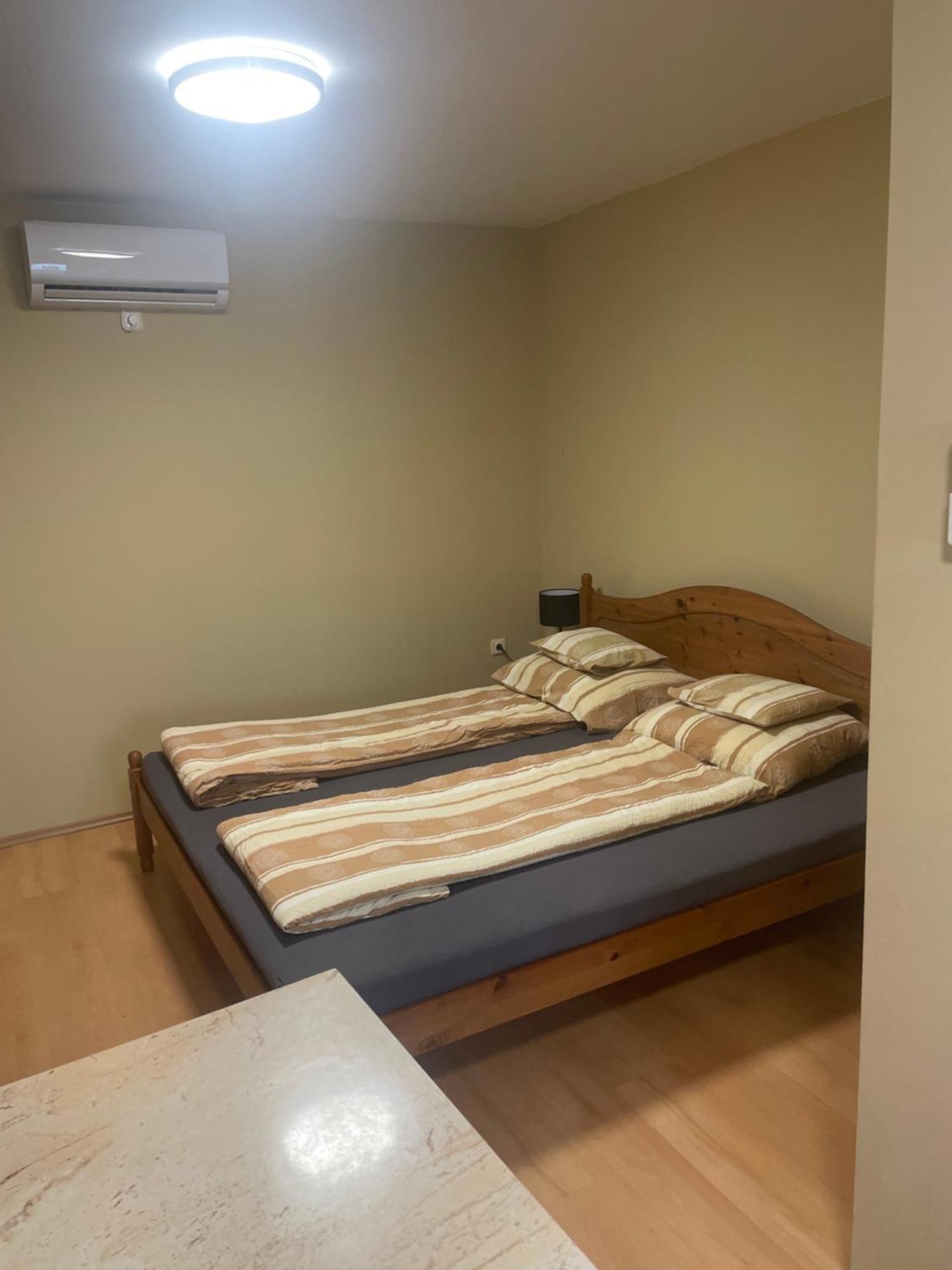 Rózsakert Apartmanház Hajdúszoboszló Exterior foto